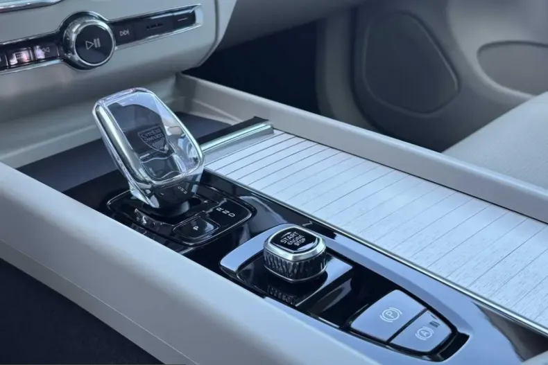Volvo XC60 din 2025 cu 25.140 km - oferta VOL252893 - foto 13