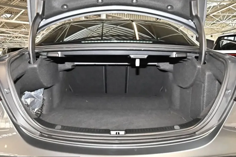 Mercedes-Benz E 53 AMG (Clasa E) din 2023 cu 25.009 km - oferta MER252896 - foto 20