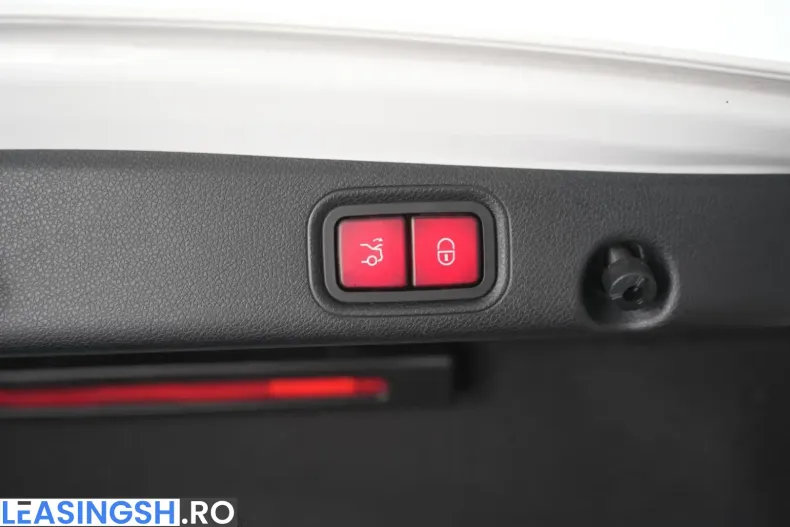 Mercedes-Benz E 53 AMG (Clasa E) din 2023 cu 57.000 km - oferta MER252899 - foto 40