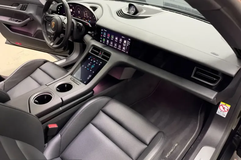 Porsche Taycan din 2023 cu 48.000 km - oferta POR252900 - foto 5