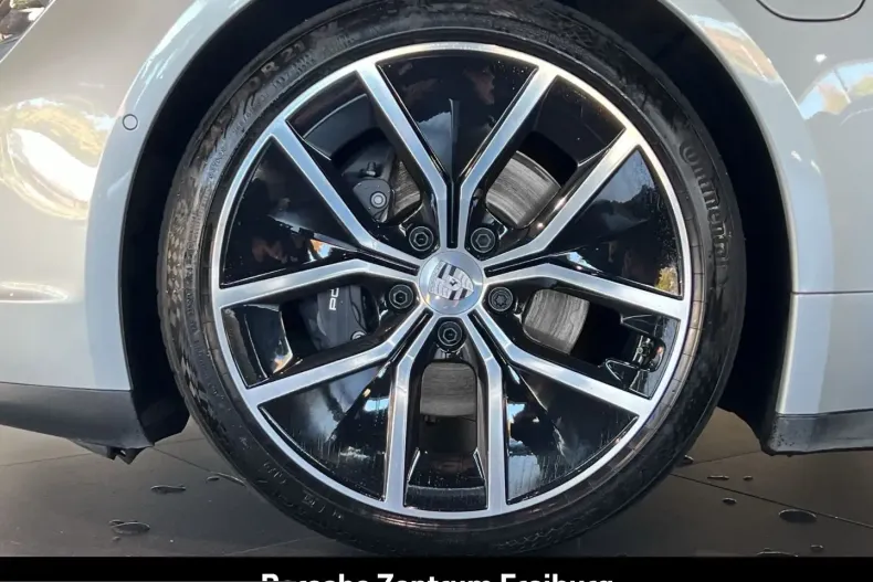 Porsche Taycan din 2025 cu 13.900 km - oferta POR252902 - foto 6