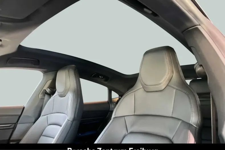 Porsche Taycan din 2025 cu 13.900 km - oferta POR252902 - foto 32