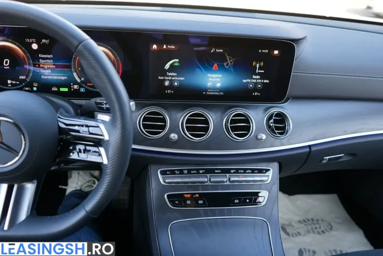 Mercedes-Benz E 300 (Clasa E) din 2023 cu 13.200 km - oferta MER252907 - foto 9