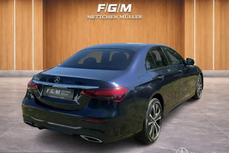 Mercedes-Benz E 300 (Clasa E) din 2023 cu 53.500 km - oferta MER252911 - foto 3