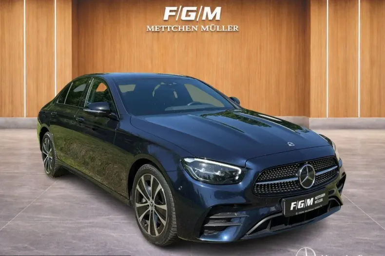 Mercedes-Benz E 300 (Clasa E) din 2023 cu 53.500 km - oferta MER252911 - foto 4