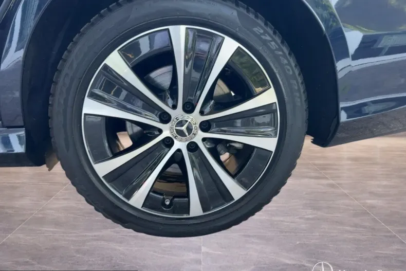Mercedes-Benz E 300 (Clasa E) din 2023 cu 53.500 km - oferta MER252911 - foto 11