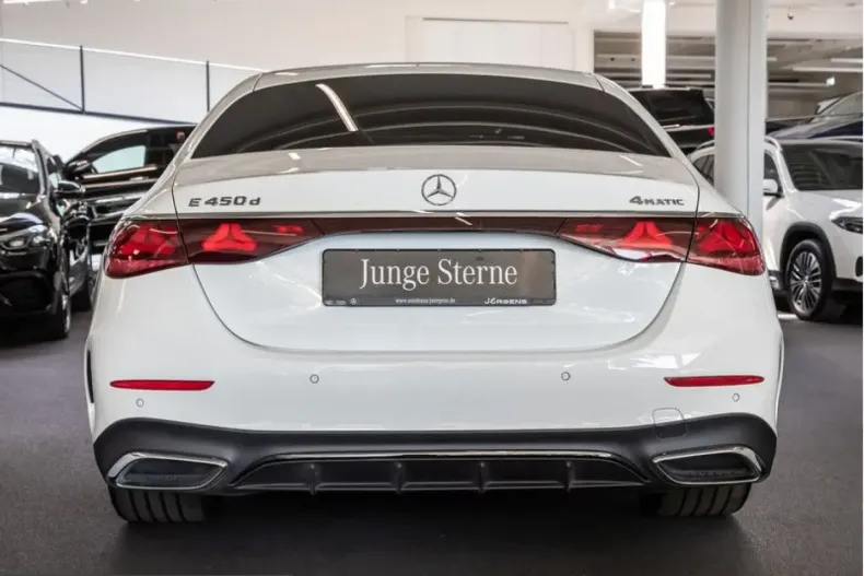 Mercedes-Benz E 450 (Clasa E) din 2025 cu 14.312 km - oferta MER252915 - foto 4