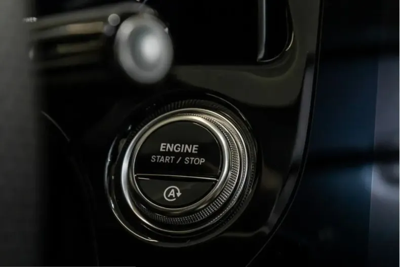Mercedes-Benz E 450 (Clasa E) din 2025 cu 14.312 km - oferta MER252915 - foto 15