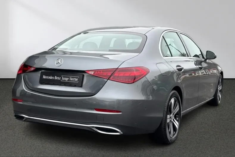 Mercedes-Benz C 200 (Clasa C) din 2025 cu 10.441 km - oferta MER252923 - foto 3