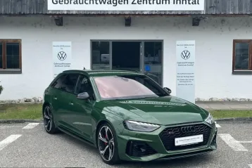 Audi RS4 din 2023 - oferta AUD252925