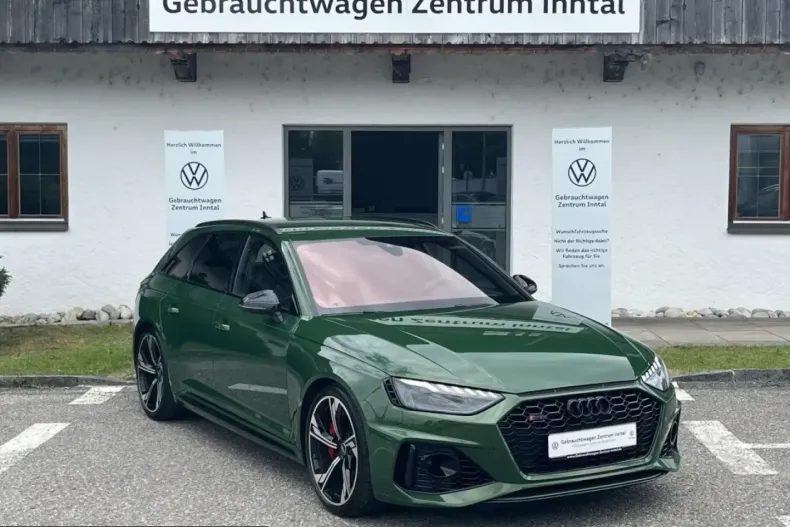 Audi RS4 din 2023 cu 85.500 km - oferta AUD252925 - foto 1