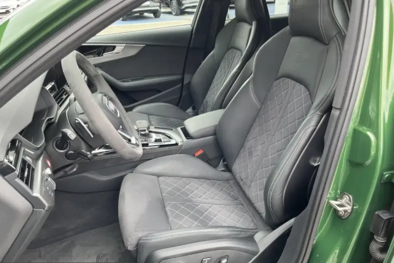 Audi RS4 din 2023 cu 85.500 km - oferta AUD252925 - foto 2