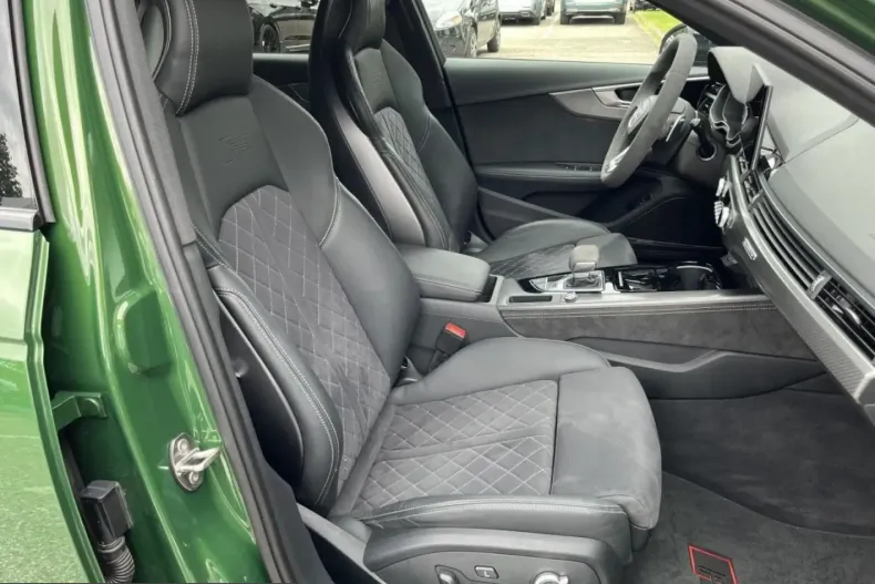 Audi RS4 din 2023 cu 85.500 km - oferta AUD252925 - foto 10