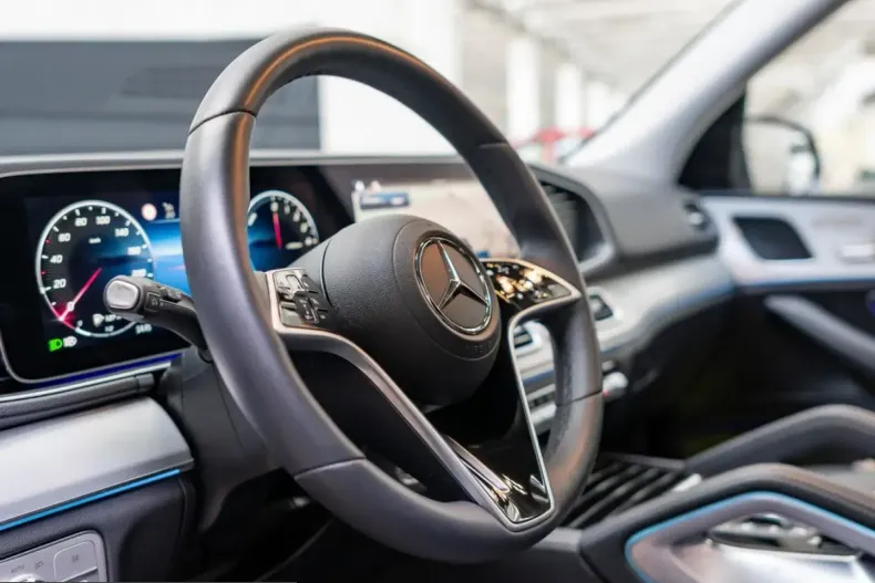 Mercedes-Benz GLE 350 (Clasa GLE) din 2025 cu 9.987 km - oferta MER252926 - foto 18