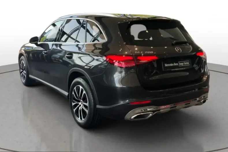 Mercedes-Benz GLC 200 (Clasa GLC) din 2024 cu 65.154 km - oferta MER252932 - foto 6