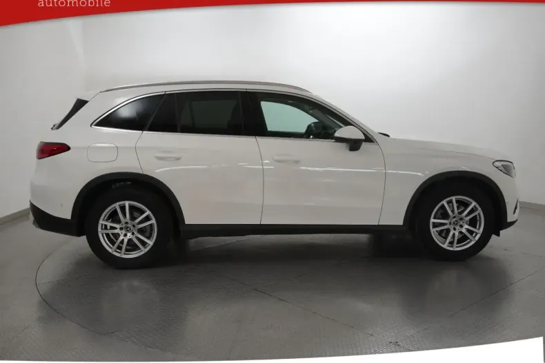 Mercedes-Benz GLC 200 (Clasa GLC) din 2024 cu 24.617 km - oferta MER252935 - foto 3