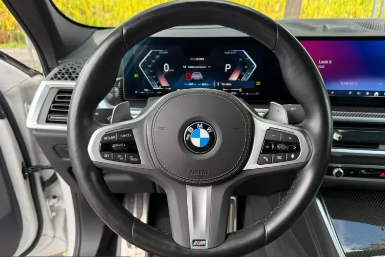 BMW X6 (Seria X) din 2024 cu 4.974 km - oferta BMW252937 - foto 17