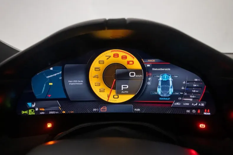 Ferrari Roma din 2023 cu 3.000 km - oferta FER252943 - foto 44