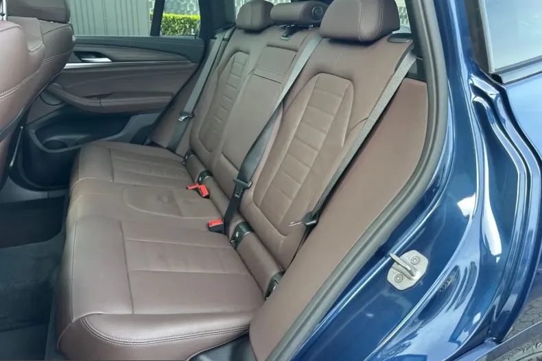 BMW iX3 (Seria X) din 2023 cu 96.750 km - oferta BMW252948 - foto 11
