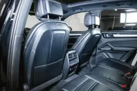 Porsche Cayenne din 2022 cu 61.800 km - oferta POR252965 - foto 22