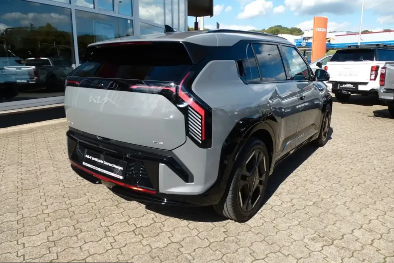 Kia EV3 din 2025 cu 16.333 km - oferta KIA252968 - foto 5