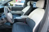 Kia EV3 din 2025 cu 16.333 km - oferta KIA252968 - foto 8