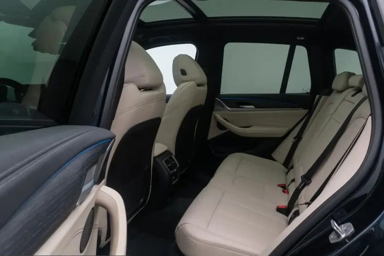 BMW iX3 (Seria X) din 2023 cu 61.153 km - oferta BMW252969 - foto 24