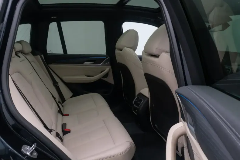 BMW iX3 (Seria X) din 2023 cu 61.153 km - oferta BMW252969 - foto 25