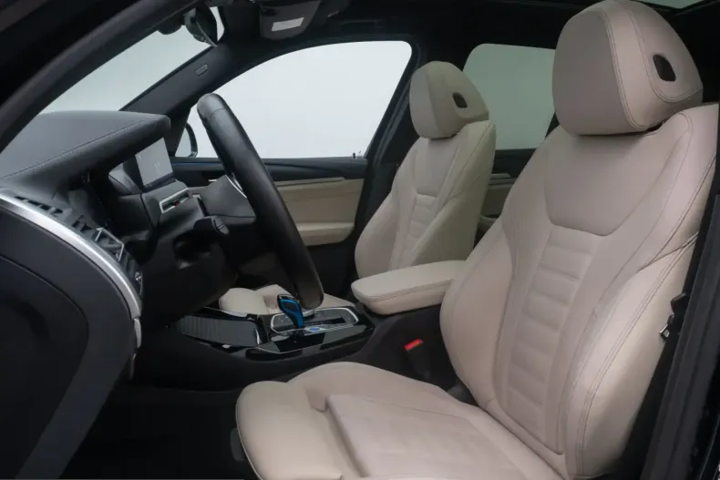 BMW iX3 (Seria X) din 2023 cu 61.153 km - oferta BMW252969 - foto 35