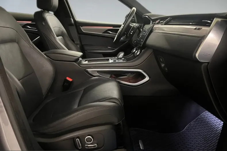 Jaguar F-Pace din 2023 cu 17.651 km - oferta JAG252970 - foto 10