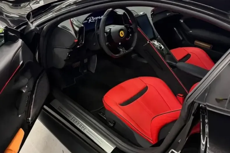 Ferrari Roma din 2023 cu 6.980 km - oferta FER252971 - foto 8
