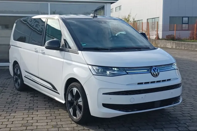 Volkswagen T7 Multivan din 2025 cu 19.400 km - oferta VOL252972 - foto 1