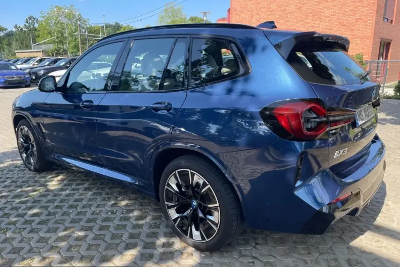 BMW iX3 (Seria X) din 2023 cu 79.000 km - oferta BMW252980 - foto 4