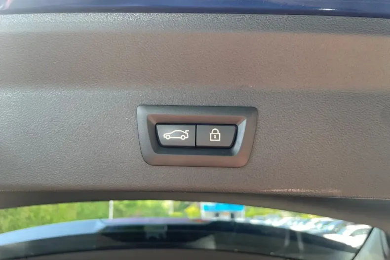 BMW iX3 (Seria X) din 2023 cu 79.000 km - oferta BMW252980 - foto 7