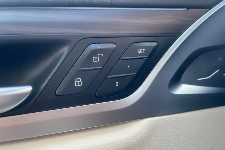 BMW iX3 (Seria X) din 2023 cu 79.000 km - oferta BMW252980 - foto 18