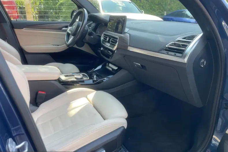 BMW iX3 (Seria X) din 2023 cu 79.000 km - oferta BMW252980 - foto 24