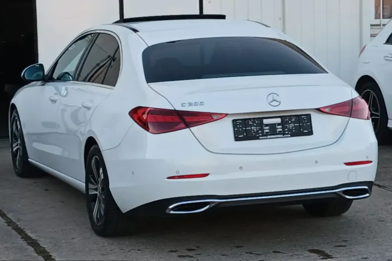Mercedes-Benz C 200 (Clasa C) din 2021 cu 45.298 km - oferta MER252982 - foto 4