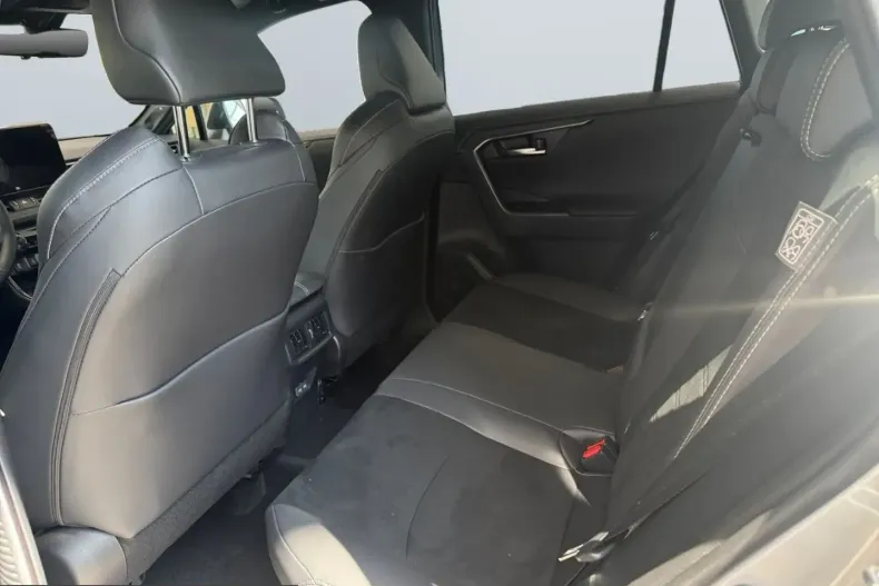 Toyota RAV4 din 2025 cu 25.000 km - oferta TOY252983 - foto 7