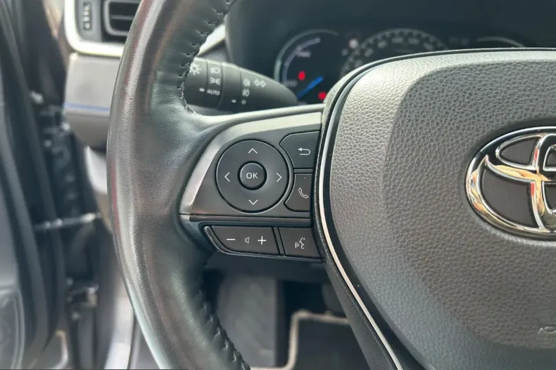 Toyota RAV4 din 2022 cu 68.449 km - oferta TOY252984 - foto 18