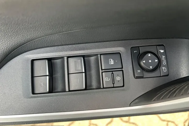 Toyota RAV4 din 2022 cu 68.449 km - oferta TOY252984 - foto 27