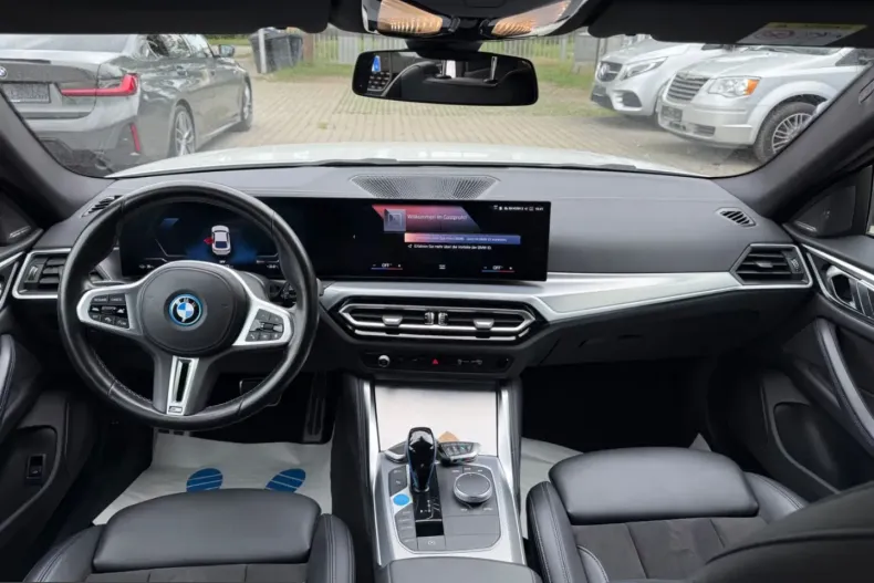 BMW i4 (Seria 4) din 2022 cu 74.000 km - oferta BMW252985 - foto 13