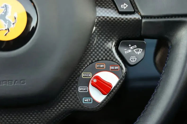 Ferrari 488 Pista din 2021 cu 11.023 km - oferta FER252987 - foto 37