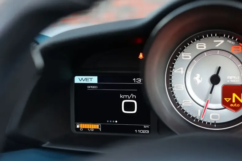 Ferrari 488 Pista din 2021 cu 11.023 km - oferta FER252987 - foto 47