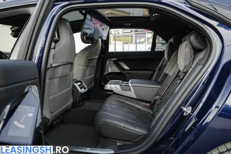 BMW i7 (Seria 7) din 2023 cu 25.000 km - oferta BMW252988 - foto 2
