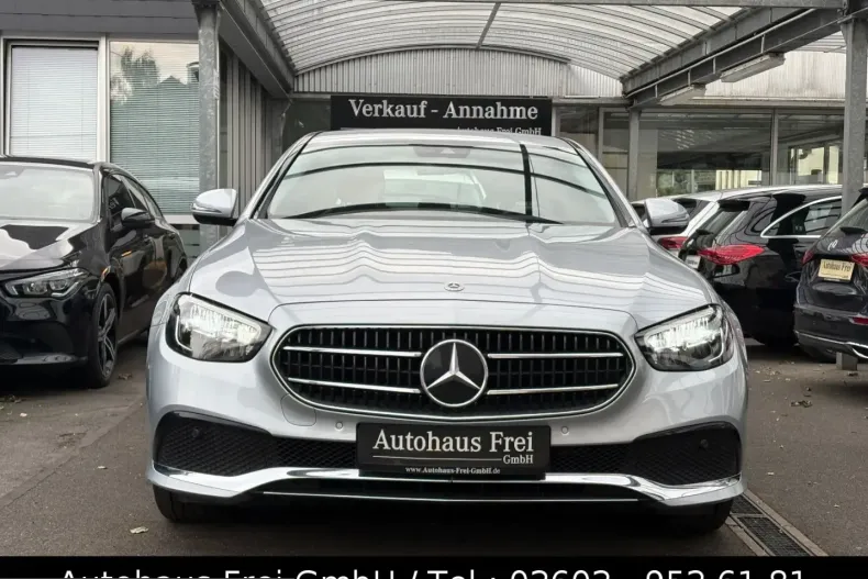 Mercedes-Benz E 220 (Clasa E) din 2022 cu 134.250 km - oferta MER252994 - foto 4