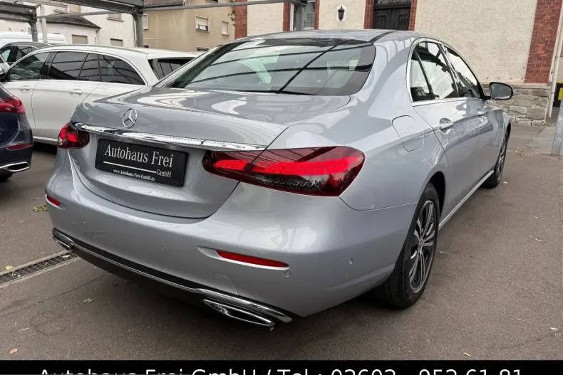 Mercedes-Benz E 220 (Clasa E) din 2022 cu 134.250 km - oferta MER252994 - foto 9
