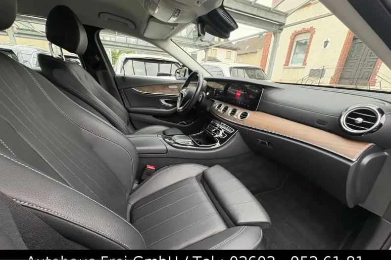 Mercedes-Benz E 220 (Clasa E) din 2022 cu 134.250 km - oferta MER252994 - foto 16