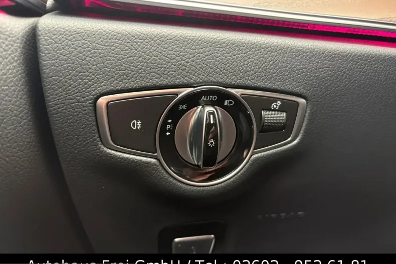 Mercedes-Benz E 220 (Clasa E) din 2022 cu 134.250 km - oferta MER252994 - foto 24