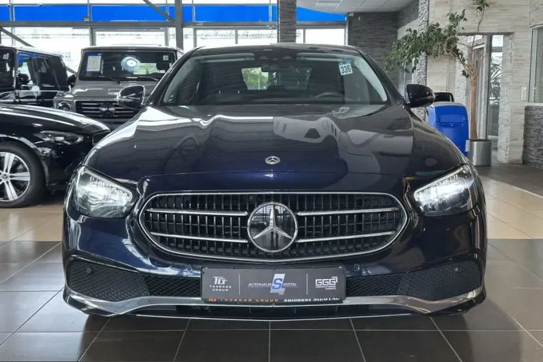 Mercedes-Benz E 300 (Clasa E) din 2022 cu 99.625 km - oferta MER252995 - foto 2