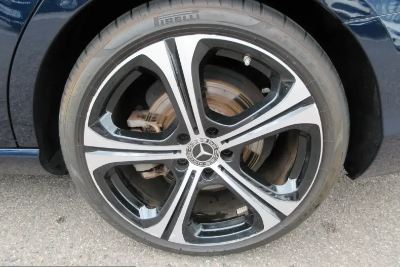 Mercedes-Benz C 200 (Clasa C) din 2022 cu 32.900 km - oferta MER252998 - foto 26